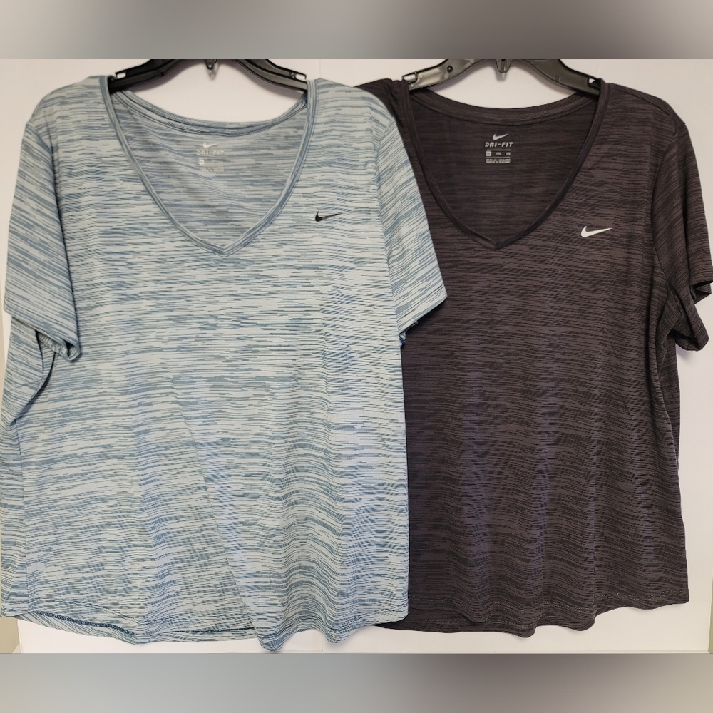 (2) Nike Women's Short Sleeve Tees - Light Blue and Black XXL